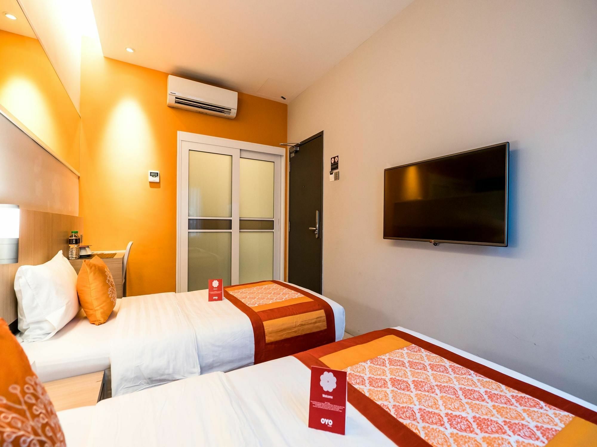 Oyo 279 Orange Premier Hotel Kuala Lumpur Exterior photo